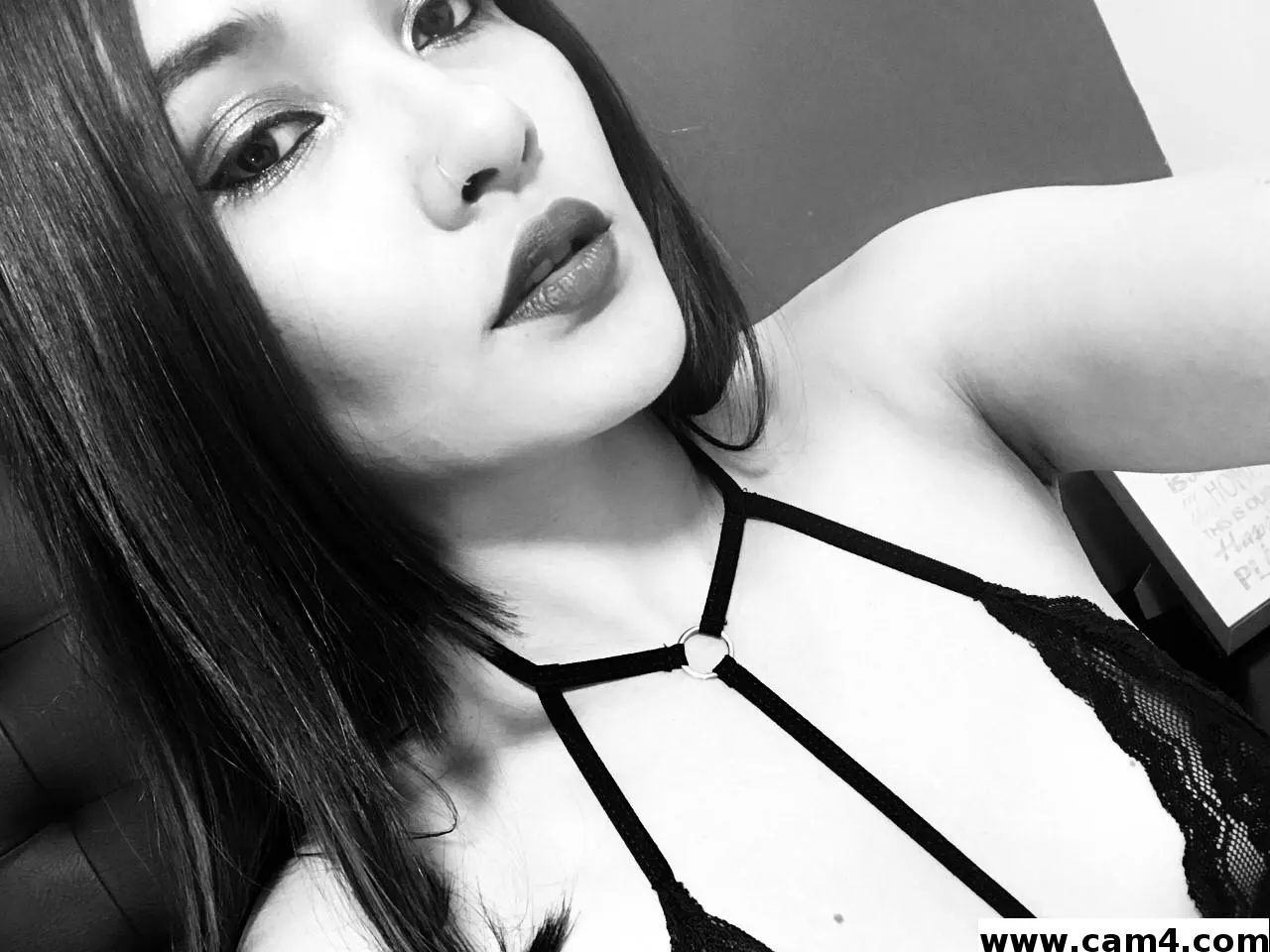 Juanita_Love_ image 0